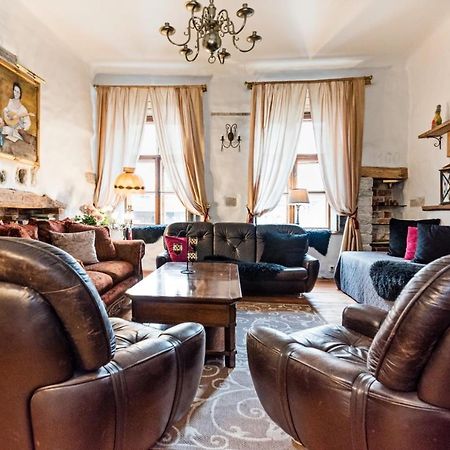 Historical Two-Bedroom Apartment With Sauna, Jacuzzi And Fireplace Tallin Zewnętrze zdjęcie