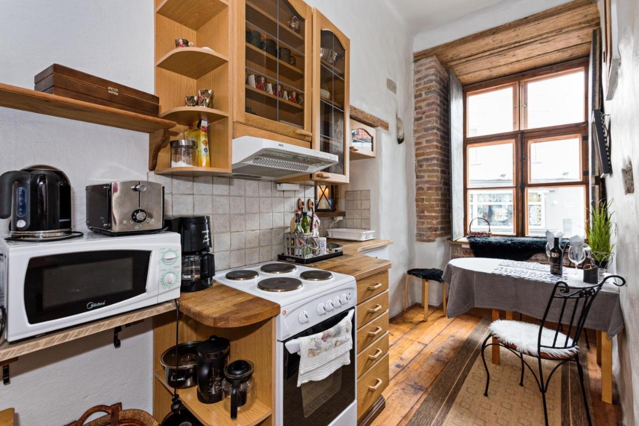 Historical Two-Bedroom Apartment With Sauna, Jacuzzi And Fireplace Tallin Zewnętrze zdjęcie